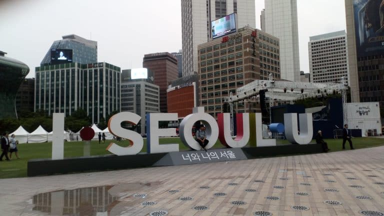 An 'I love Seoul' sign near Myeongdong, which is one of the best neighbourhoods to stay in when in Seoul.