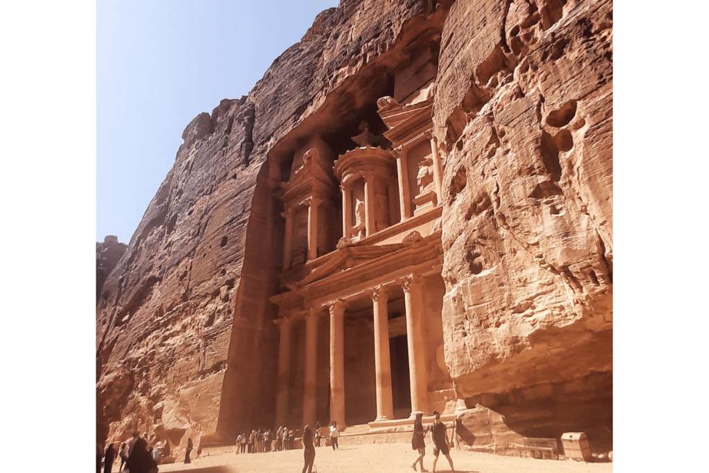 The undeniable highlight of Petra - the Treasury.